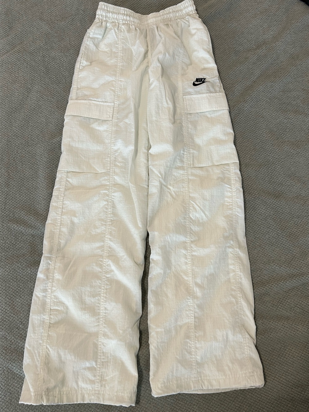 Nike Women’s White Cargo Windbreaker Pants